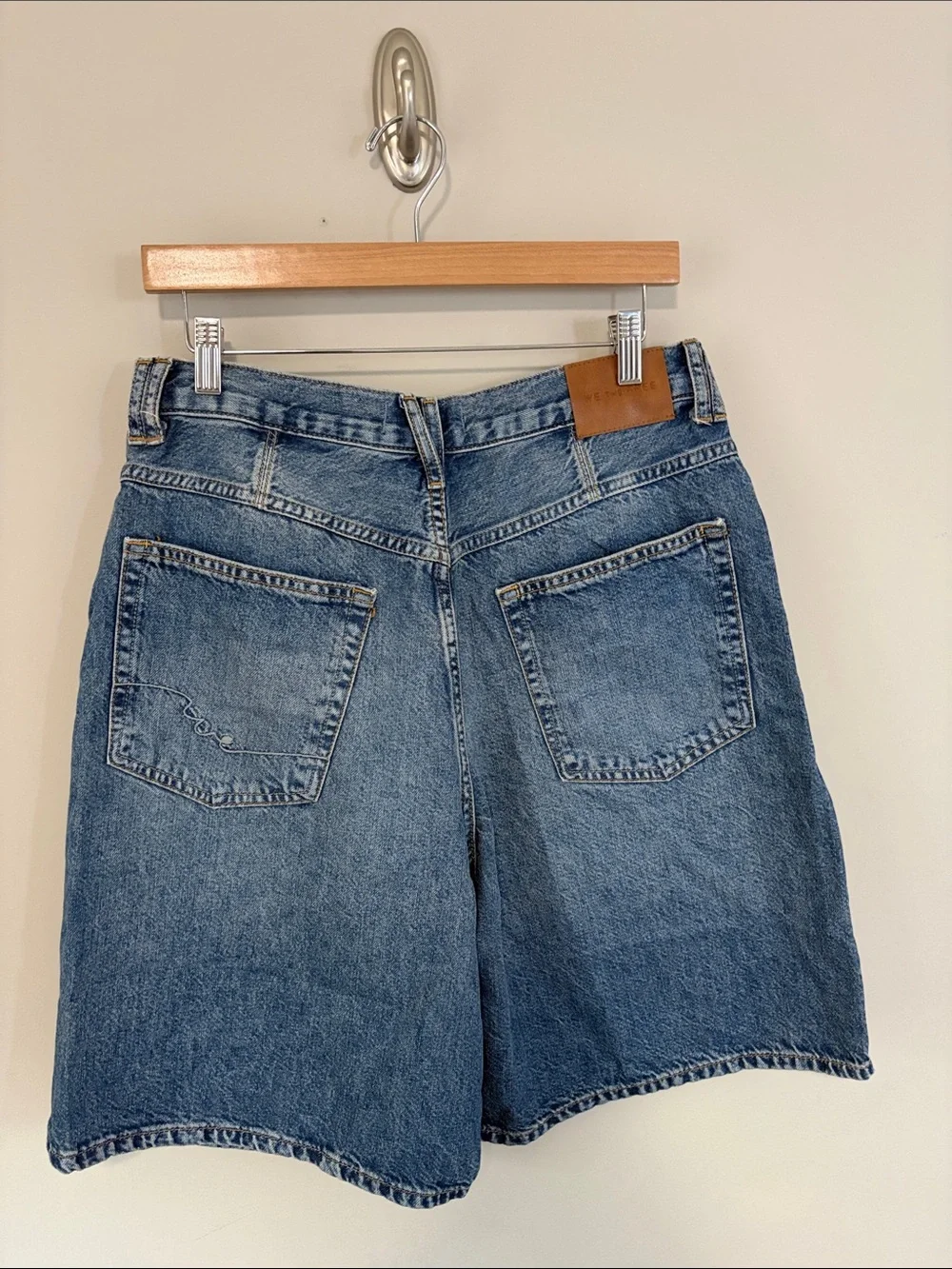 Free People We The Free Montana Shorts Mid Rise Relaxed Fit Jean Short Sz 30 NEW